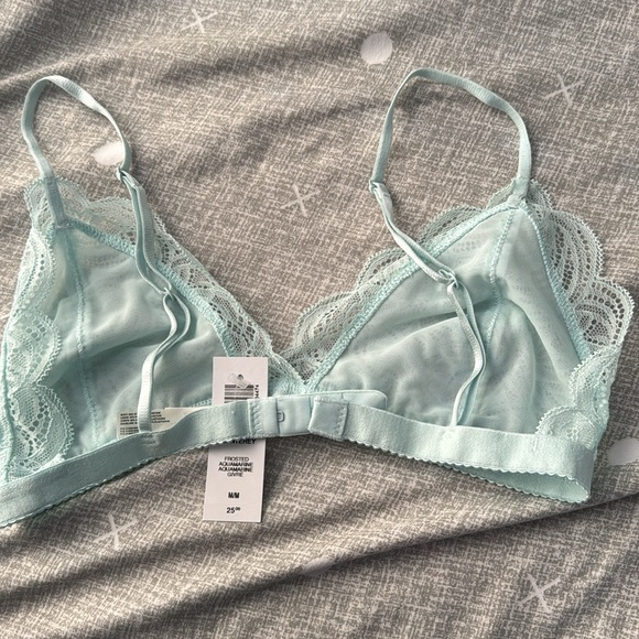 Aritzia Talula Monterey Bralette Frosted Aquamarine Size small - Picture 4 of 4